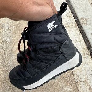 Sorel toddler snow rain boots size 10 
black waterproof 
l